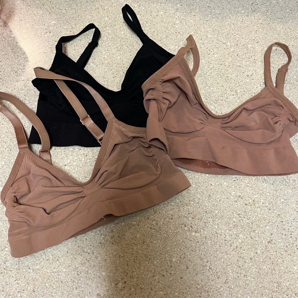 Skims sculpting bra bundle (3 bras)